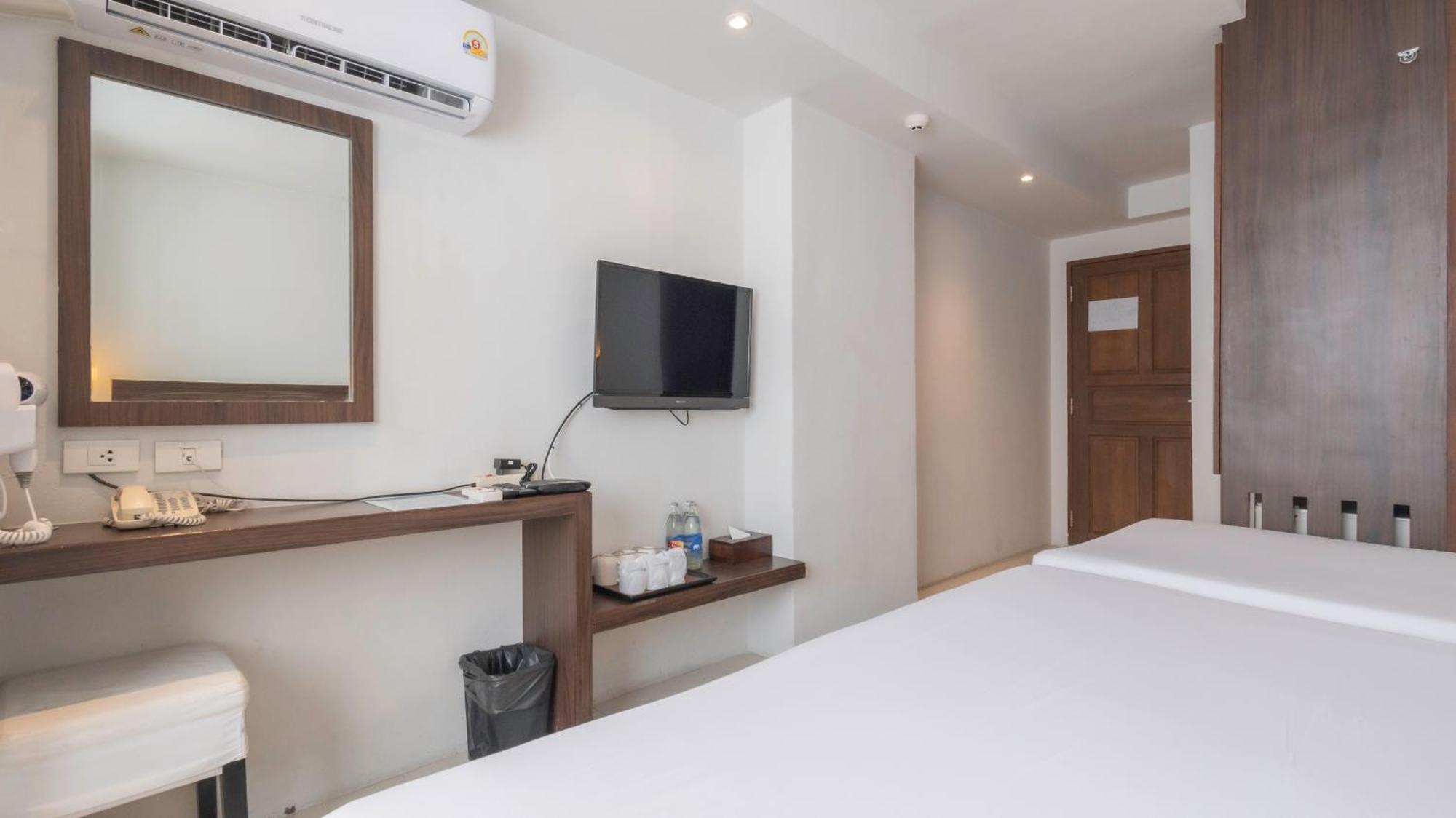 Pas Cher Hotel De Банкок Екстериор снимка
