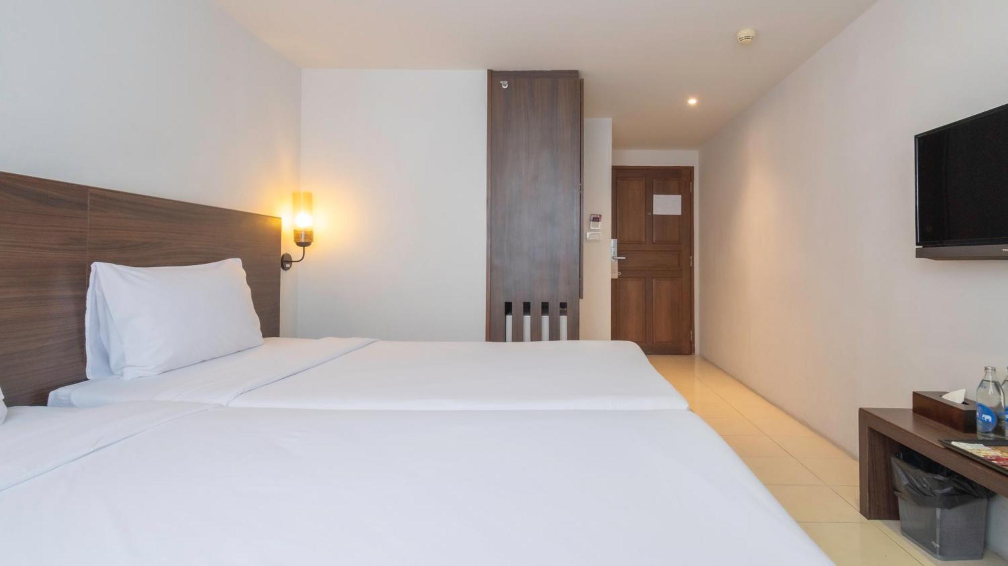 Pas Cher Hotel De Банкок Екстериор снимка