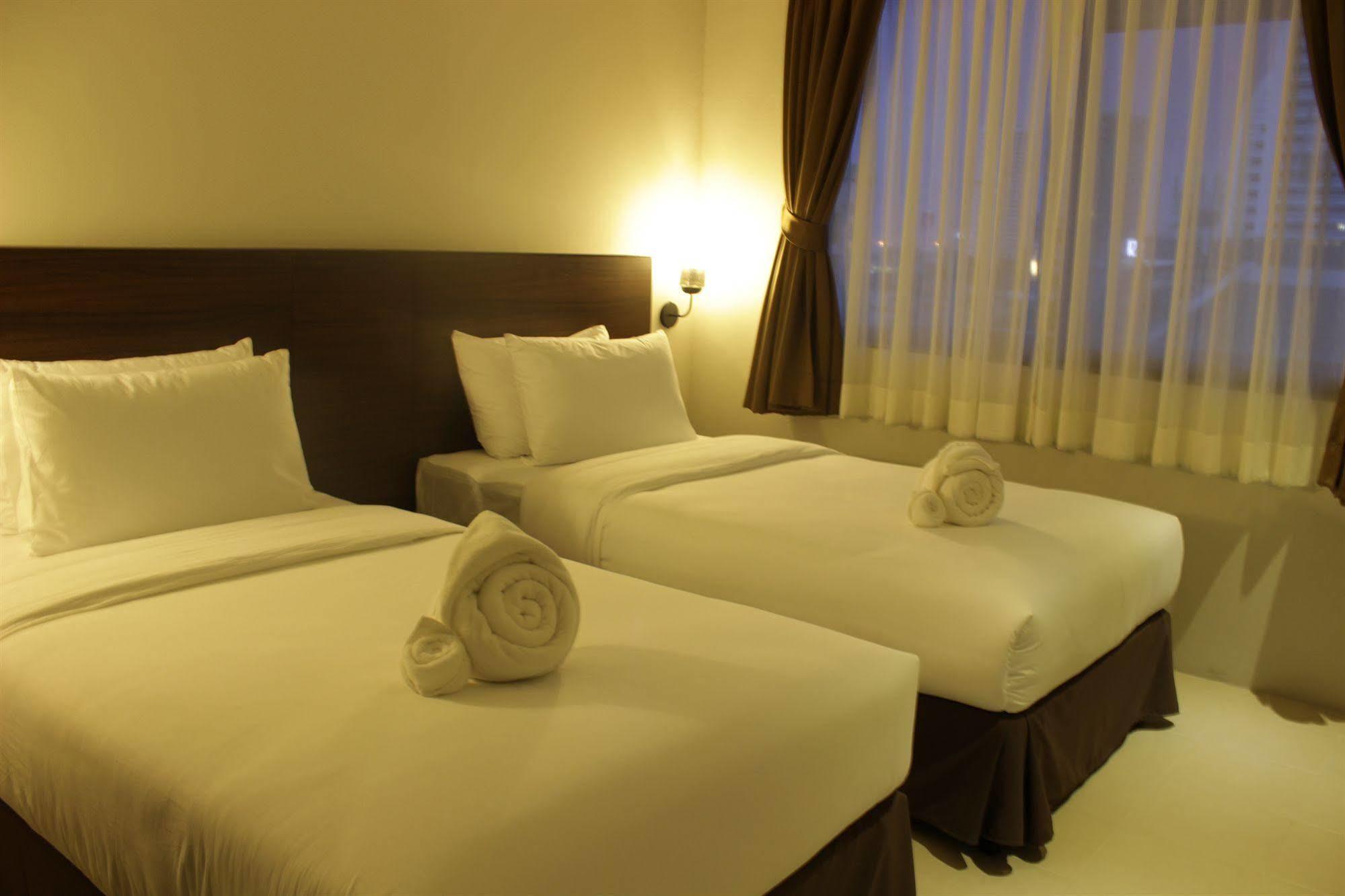Pas Cher Hotel De Банкок Екстериор снимка