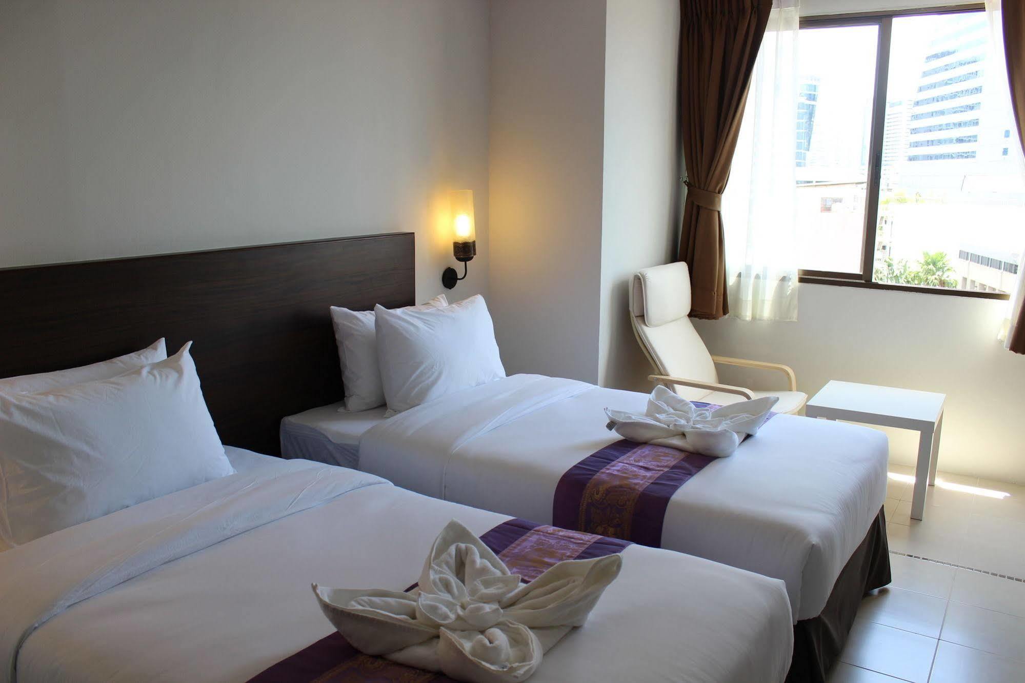 Pas Cher Hotel De Банкок Екстериор снимка